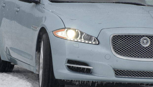 2013 Jaguar XJ AWD Playing in the Snow: Raw & Unedited