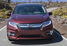 Honda Recalls 325,000 2018-2020 Odyssey Minivans for Problematic Rearview Cameras