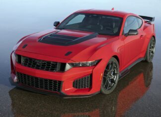 The Ford Mustang Dark Horse SC Officially Has Its Power Rating: 795 Horsepower