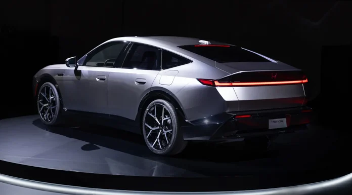 Honda Is Reportedly Planning Both a ‘Futuristic’ Accord Refresh and a Usefully Updated Passport Honda sedan (Accord) prototype teaser
