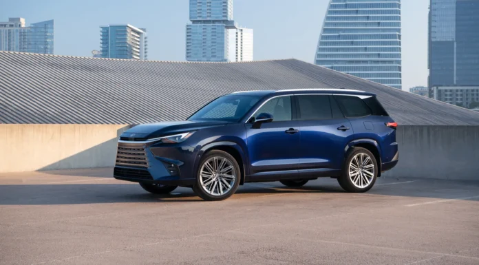 Lexus Just Quietly Dropped the TX 550h+ PHEV, But It’s Not Gone Forever 2026 Lexus TX 550h+