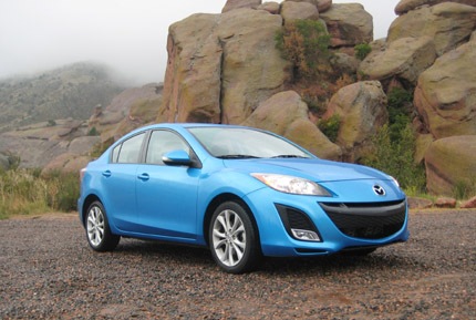 Mazda3_Sport_MAIN