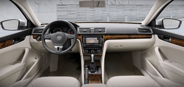 006-2012-volkswagen-passat