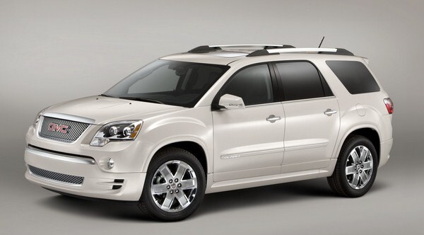 2011-GMC-Acadia-Denali-1