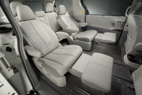 2011-Toyota-Sienna-Limited-031 2011-Toyota-Sienna-Limited-031