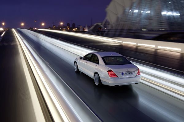 Mercedes-benz-s-class-s400-hybrid-12
