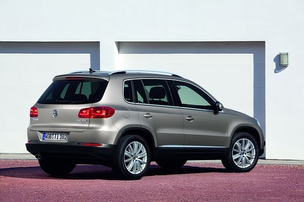 Vw-tiguan-facelift-new-photos-and-details-medium_4