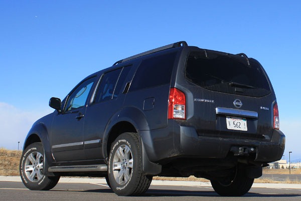 Nissan Pathfinder 11 TFL 4