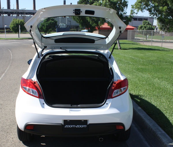 Mazda2 2011 TFL 4 Mazda2 2011 TFL 4