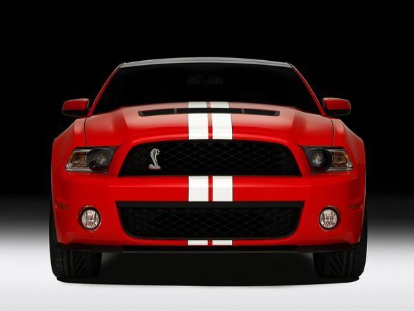 2011-ford-mustang-shelby-gt500-1600x1200-image-4