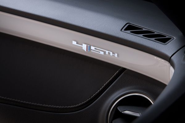 07-2012-chevrolet-camaro-45th-anniversary-edition