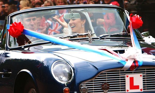 006-royal-wedding-aston-martin 006-royal-wedding-aston-martin
