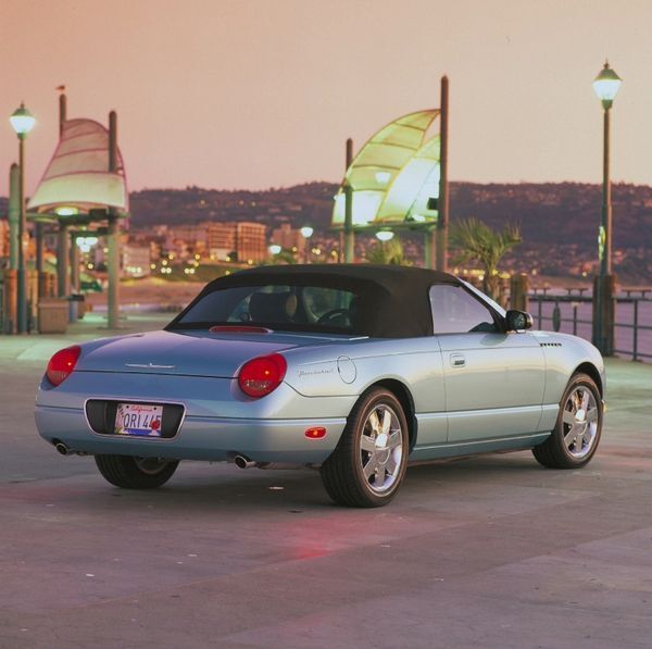 02_Ford_Thunderbird_a-manu-04-800