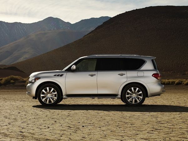 2011-infiniti-qx56