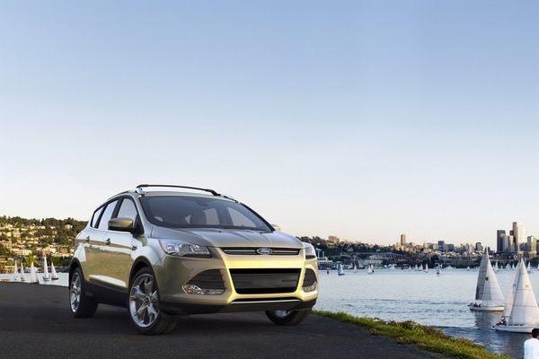 FORD-ESCAPE-42 FORD-ESCAPE-42
