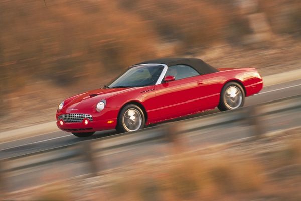 02_Ford_Thunderbird_a-manu-020-800