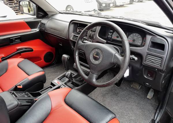 1999-Isuzu-Vehicross_3