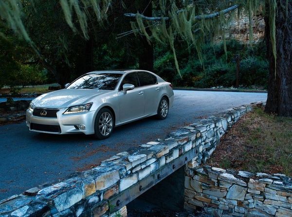 Lexus-GS_350_2013_photo_01 Lexus-GS_350_2013_photo_01