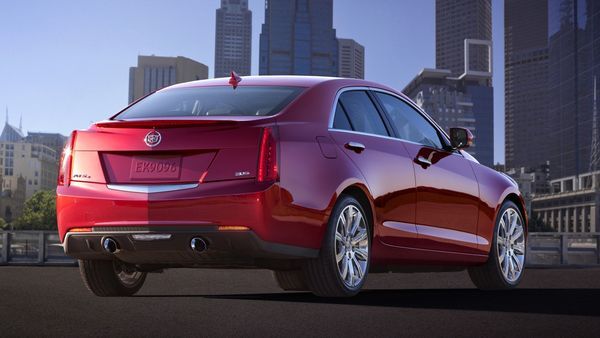 2013-Cadillac-ATS-7[4]