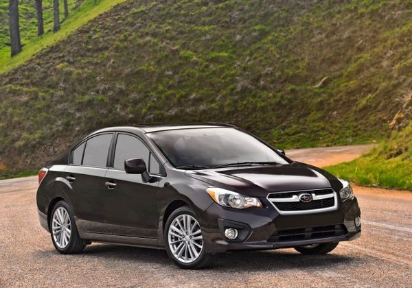 2012-Subaru-Impreza-15-625x437