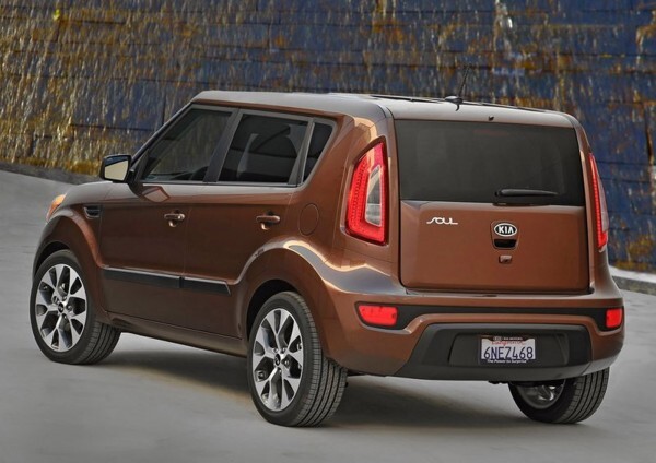 2012-Kia-Soul-Rear-Angle-2-600x424 2012-Kia-Soul-Rear-Angle-2-600x424