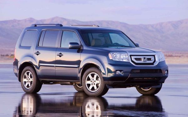 2011-Honda-Pilot-front-three-quarter-view-1024x640 2011-Honda-Pilot-front-three-quarter-view-1024x640