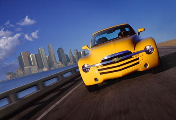 Front_yellow_action