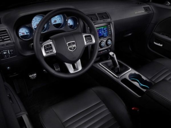 2012-Dodge-Challenger-Interior