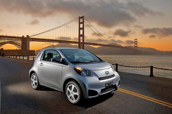 2012-Scion-IQ-scenic-front-view 2012-Scion-IQ-scenic-front-view