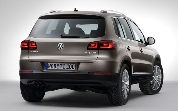 2012-volkswagen-tiguan-rear-quarter 2012-volkswagen-tiguan-rear-quarter