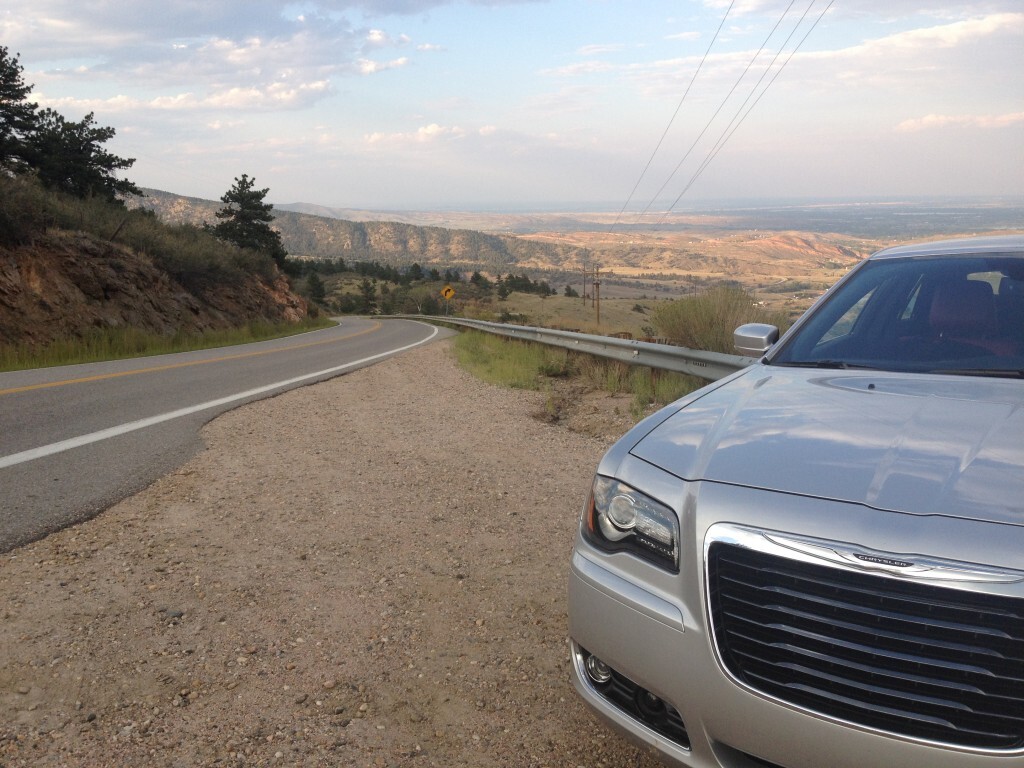 Chrysler_300S_openroad