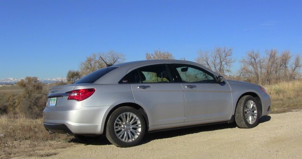 2012 chrysler 200 silver