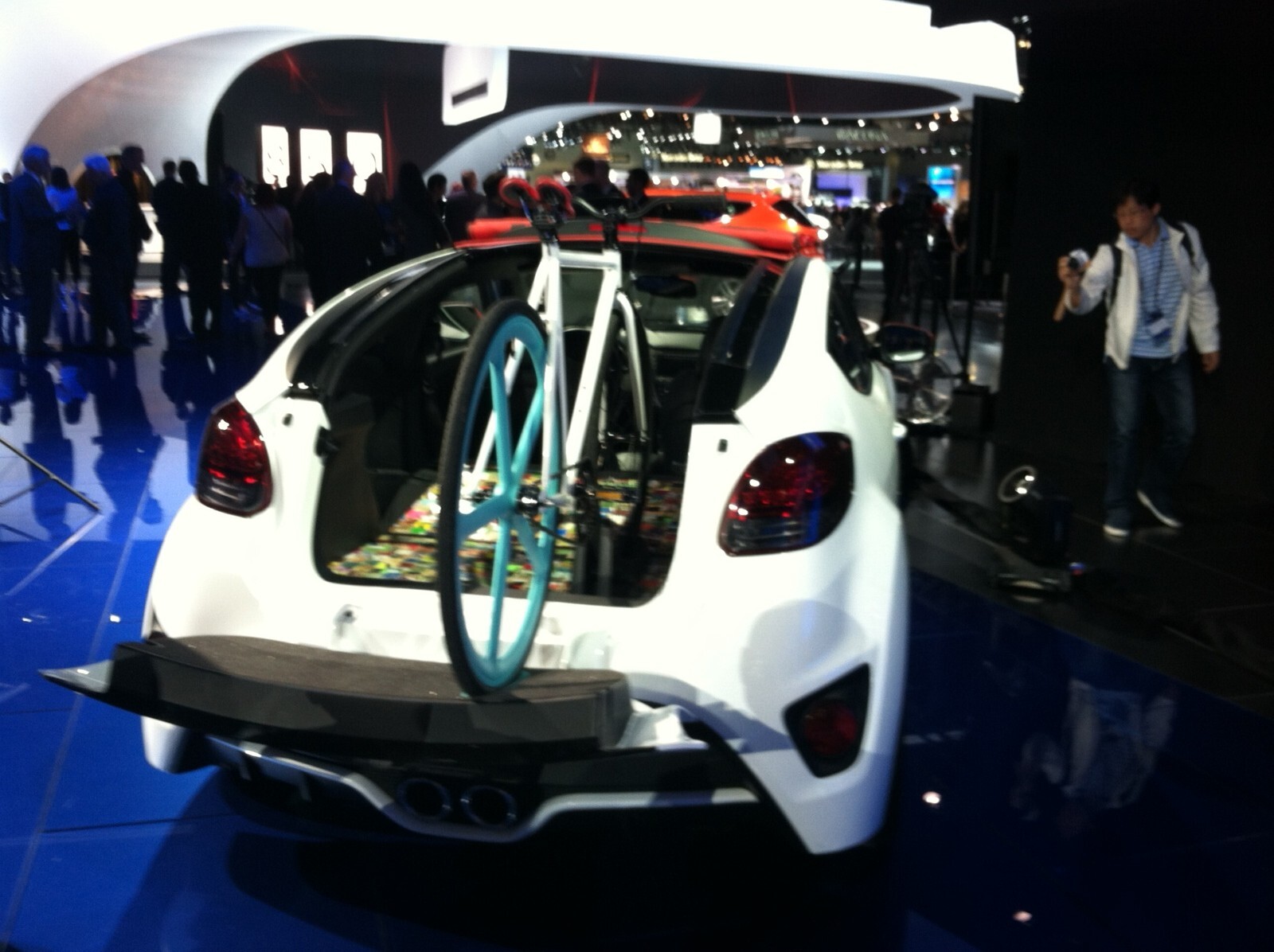 hyundai veloster c3 concept rear