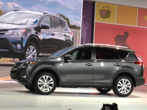 toyota_rav4_1 2013 toyota rav4