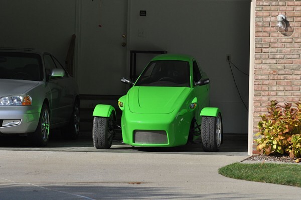 Elio-Motors-shot02