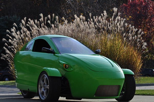 Elio-Motors-shot03