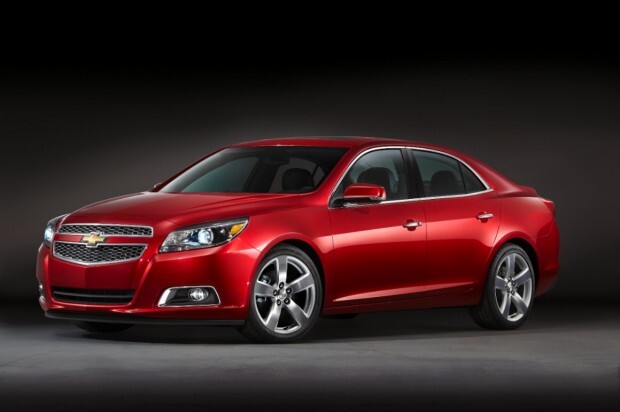2013-Chevrolet-Malibu-LTZ-021-medium