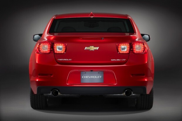 2013-Chevrolet-Malibu-LTZ-025-medium