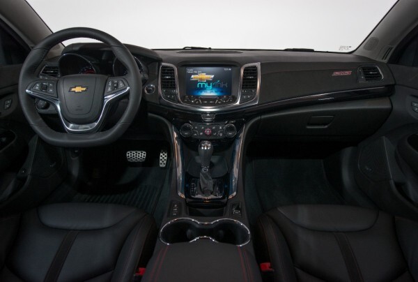 2014_Chevrolet_SS-010-medium