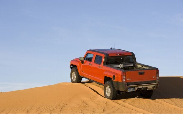 112_0806_05z+2009_hummer_H3T+rear_view