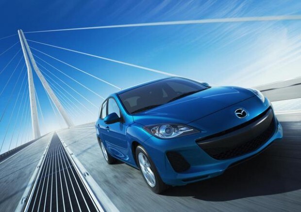 2012 Mazda3 5dr with SKYACTIV ext02 _US_