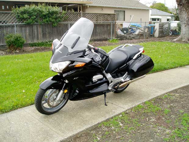 2012-Honda-ST-1300-ABS-LSD