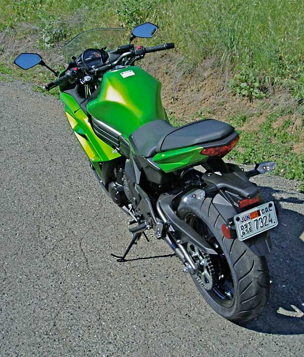 2012-Kawasaki-Ninja-650-LSR