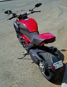 2012-Ducati-Diavel RR