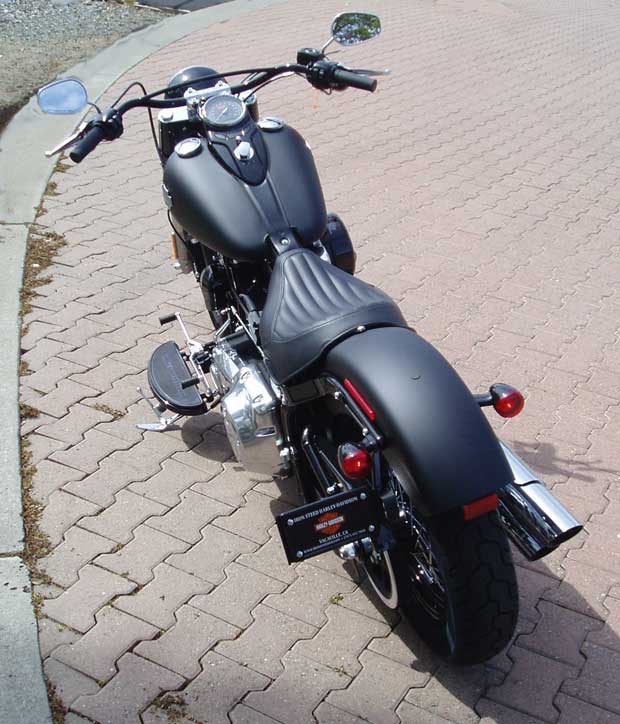 2012-Harley-Davidson-FLS-Softail-Slim-RR