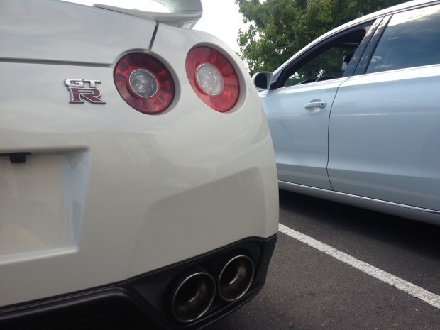 2014 nissan gt-r premium white