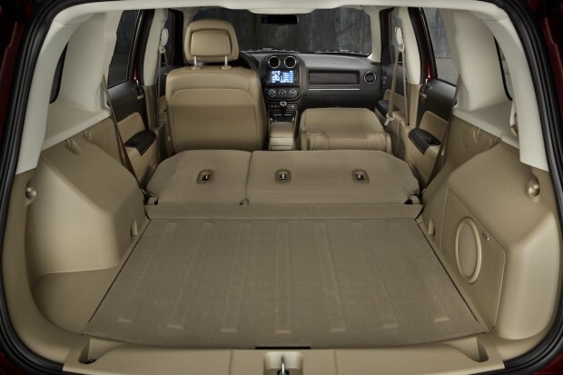 2014 jeep patriot interior
