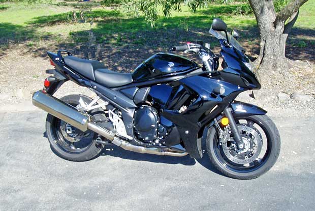 11-Suzuki-GSX-1250-FA-RSD