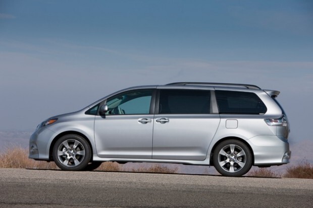 2013-toyota-sienna-628