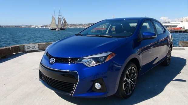 2014 toyota corolla blue